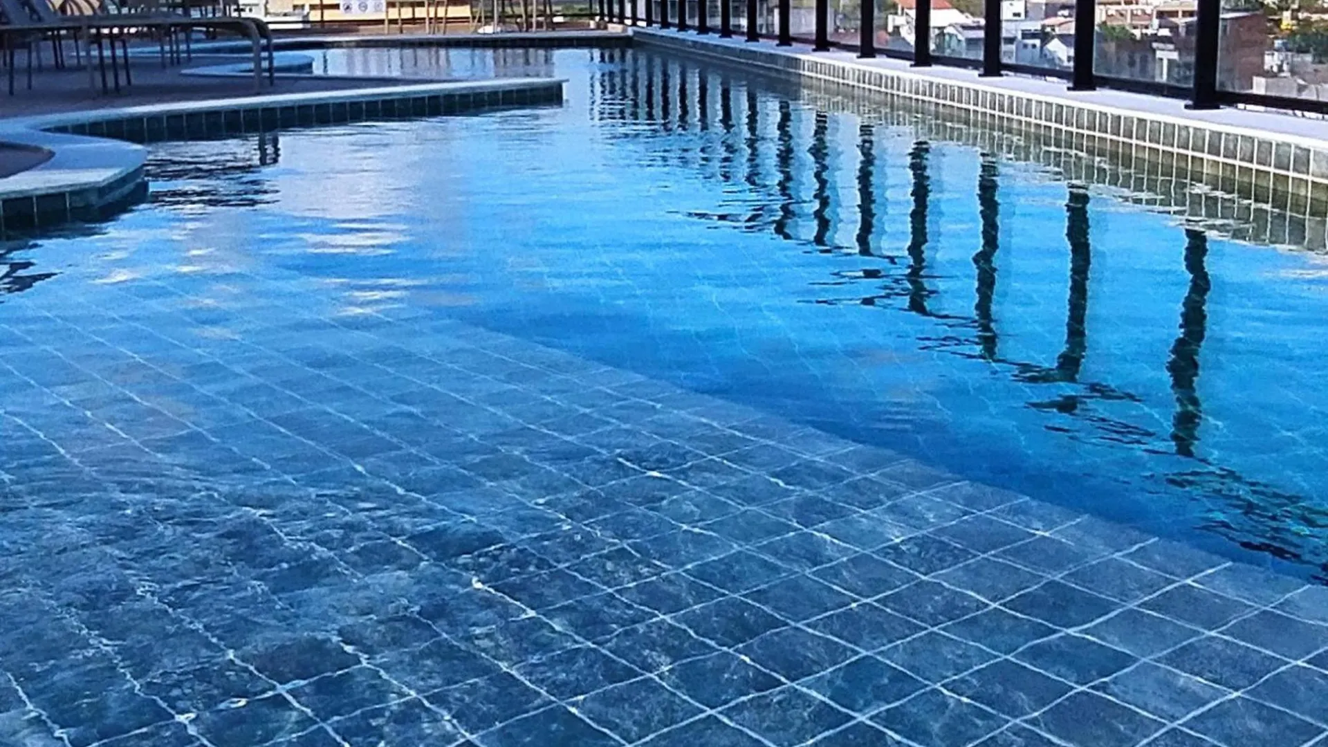 Incrivel Apartamento Em Porto De Galinhas Com Vista Deslumbrante Proximo Ao Centro