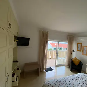 https://edificio-riomar-102.hotelaalgarve.com